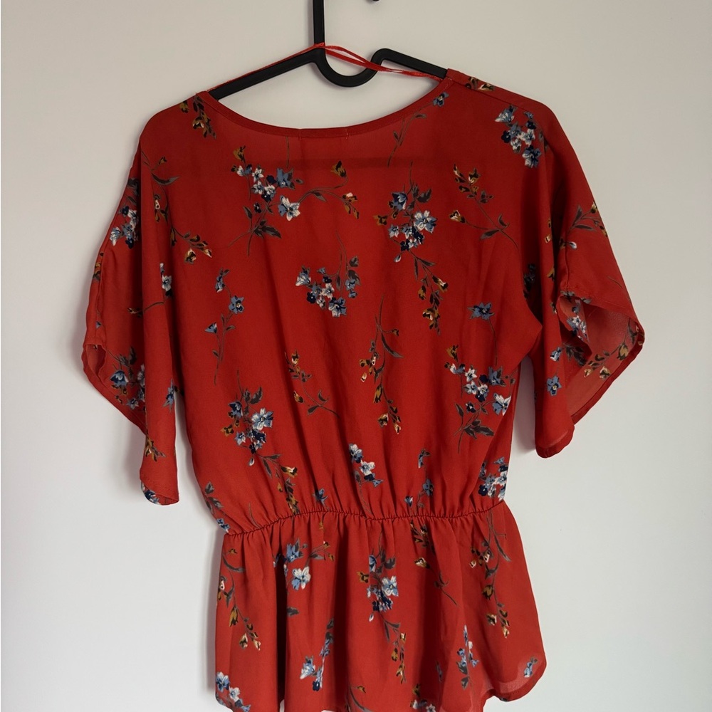 Floral Rust Top - Picture 2 of 2